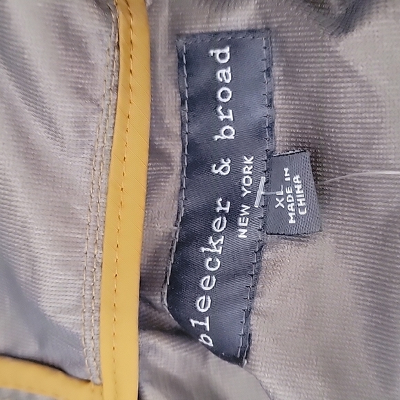 Bleeker AND BROAD MUSTARD WINDBREAKER - Picture 3 of 4